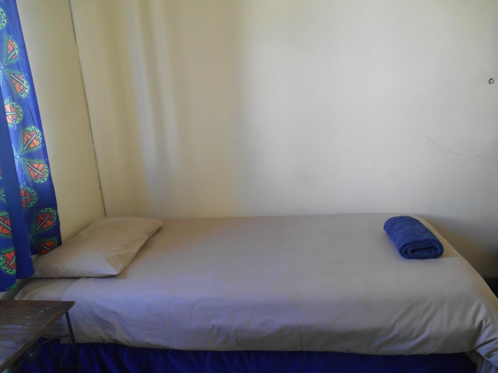 Victoria Falls Budget Hotel Buitenkant foto