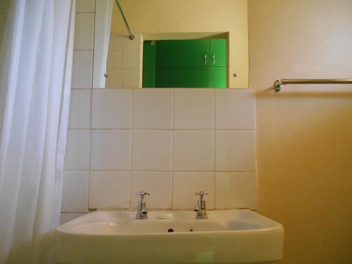 Victoria Falls Budget Hotel Kamer foto